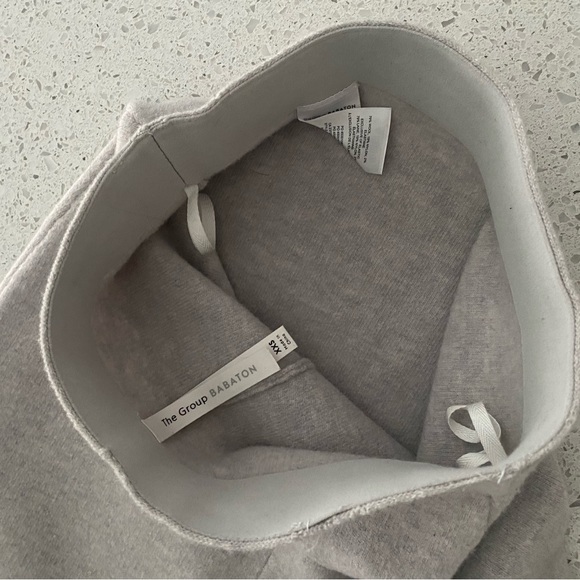 Light Grey Wool Aritzia skirt - Picture 4 of 5